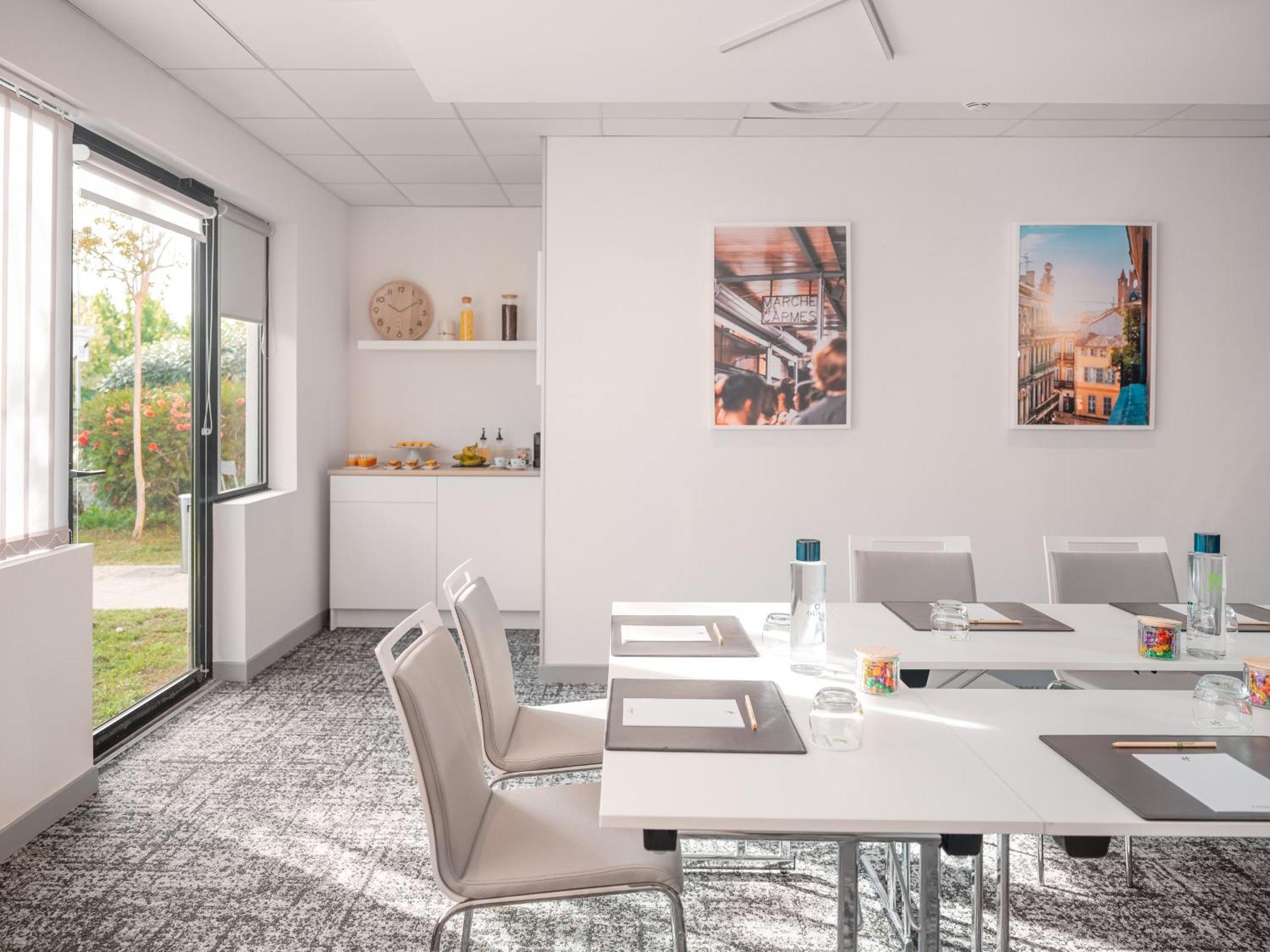 Toulouse Airport By Ihg Hotel 4*