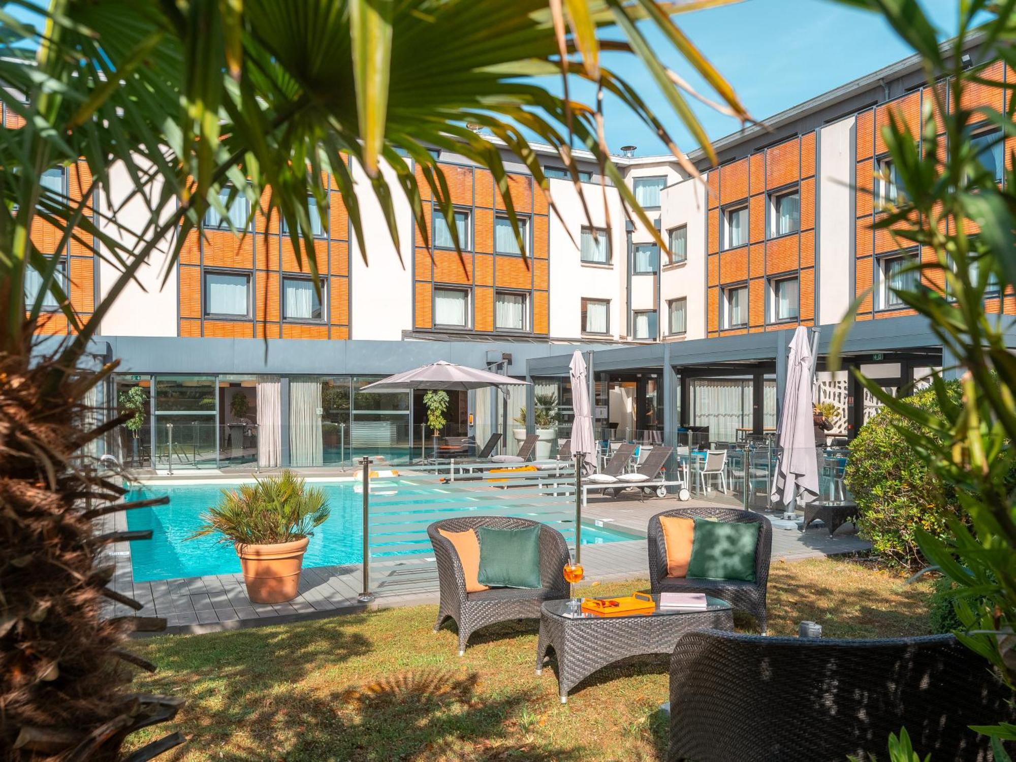 Toulouse Airport By Ihg Hotel 4*